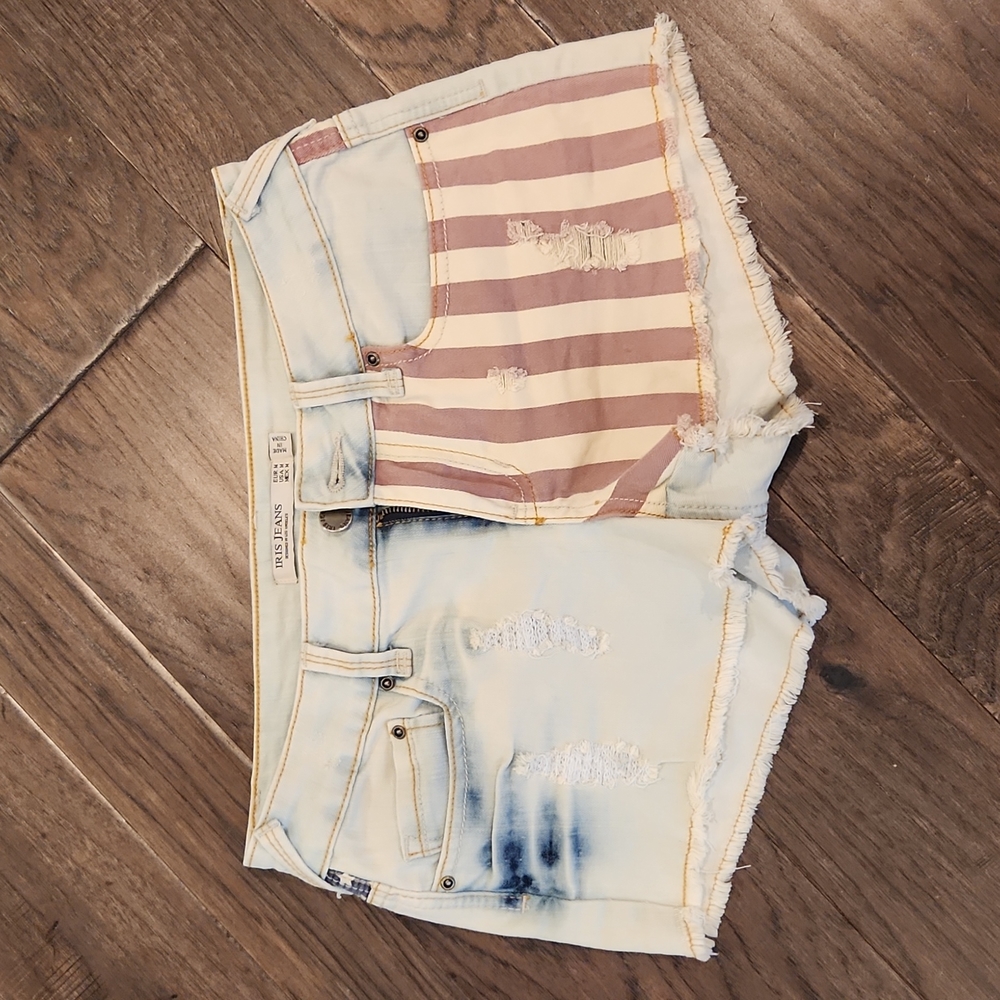 Iris patriotic distressed jean short with raw hem